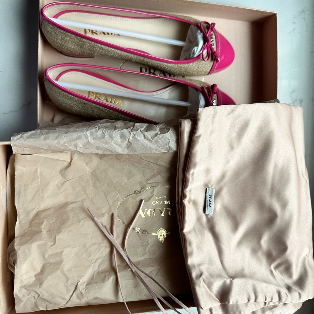 Prada flat - Picture 5 of 5